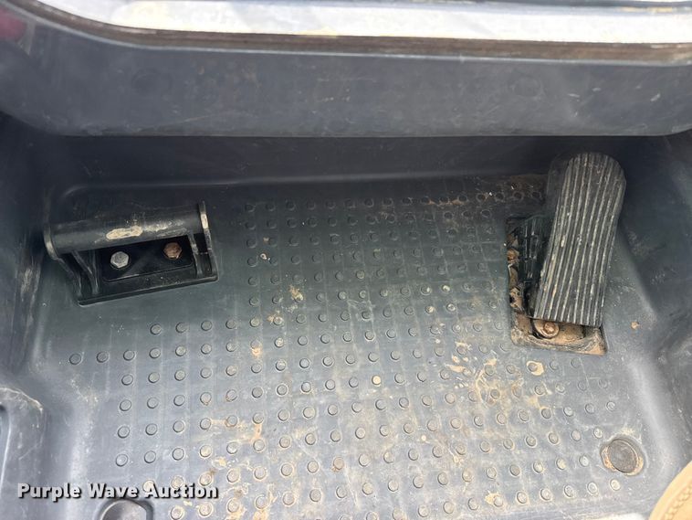 image for item DZ5314 2018 John Deere 333G tracked skid steer loader