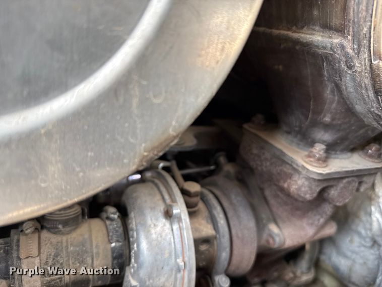 image for item DZ5314 2018 John Deere 333G tracked skid steer loader