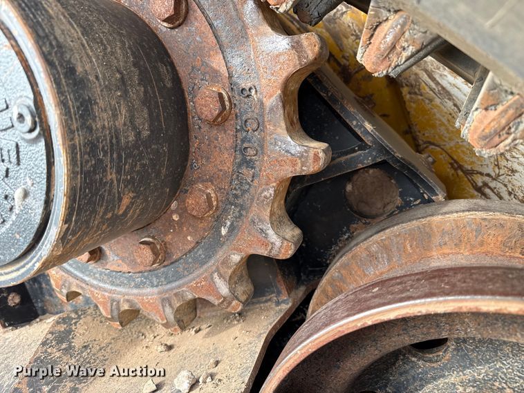 image for item DZ5314 2018 John Deere 333G tracked skid steer loader