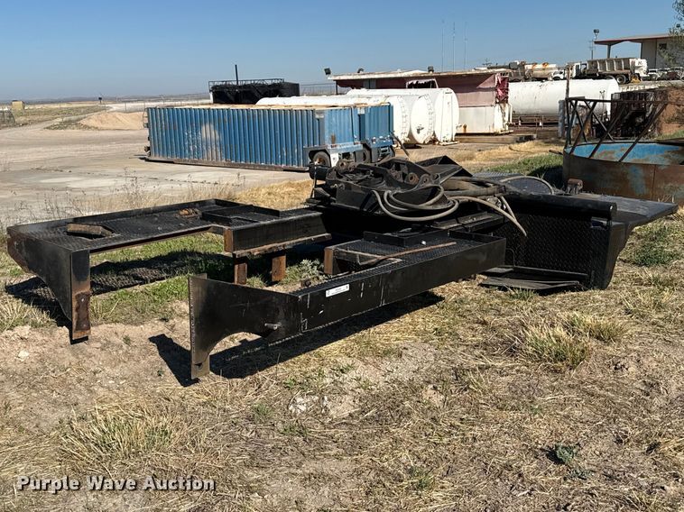 image for item DZ5343 Winch truck bed