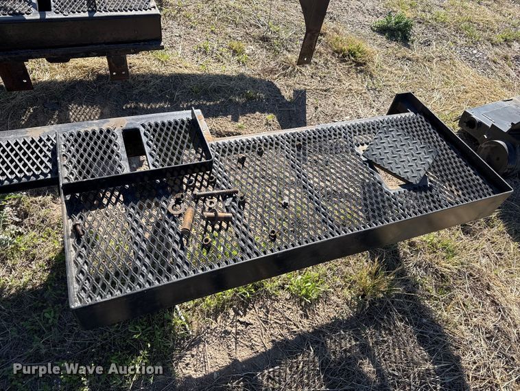 image for item DZ5343 Winch truck bed