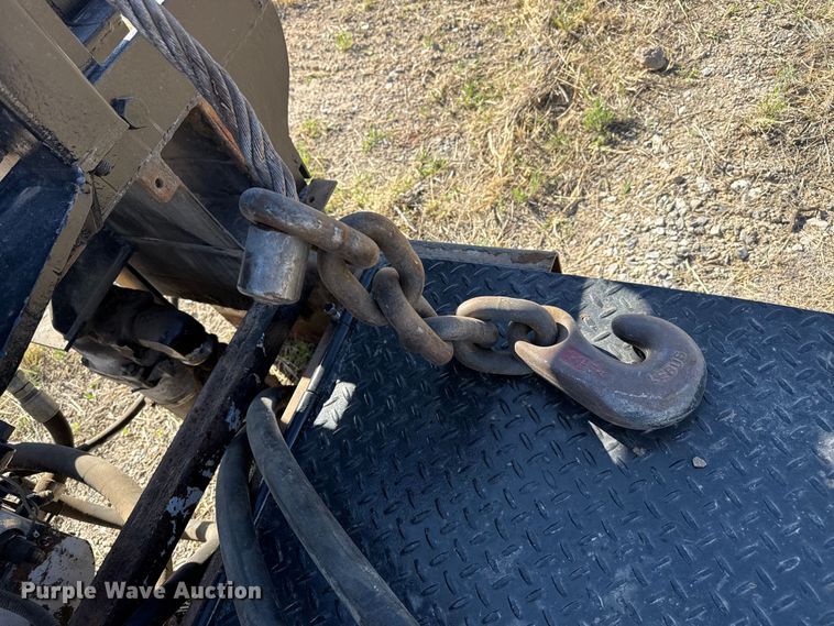 image for item DZ5343 Winch truck bed