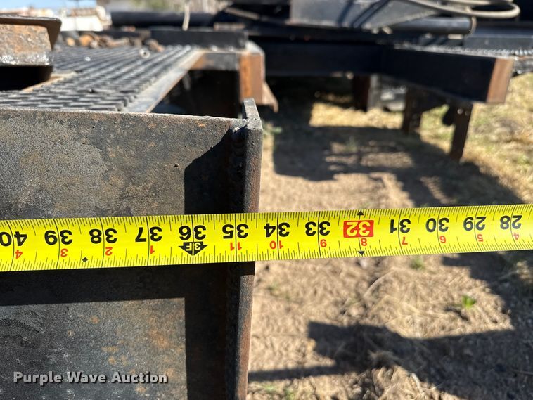 image for item DZ5343 Winch truck bed