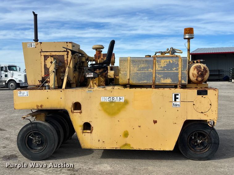 image for item EA4564 1985 Ingram 9-2800-P pneumatic roller