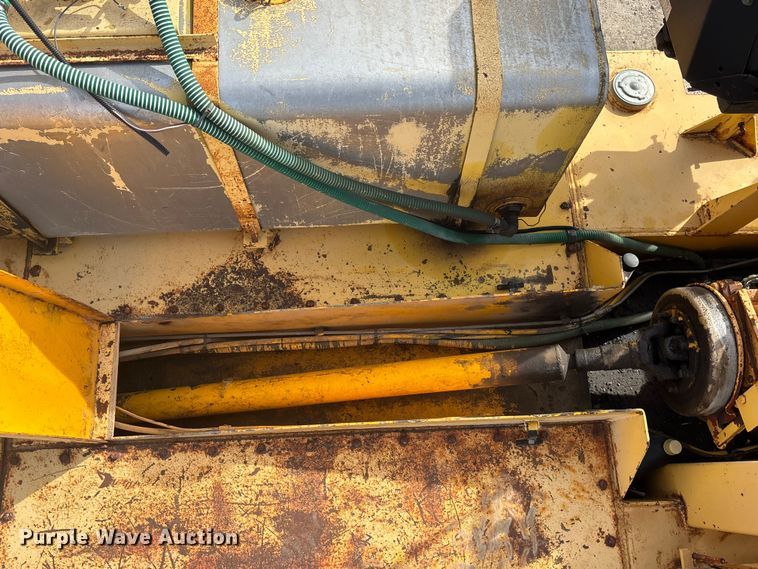 image for item EA4564 1985 Ingram 9-2800-P pneumatic roller