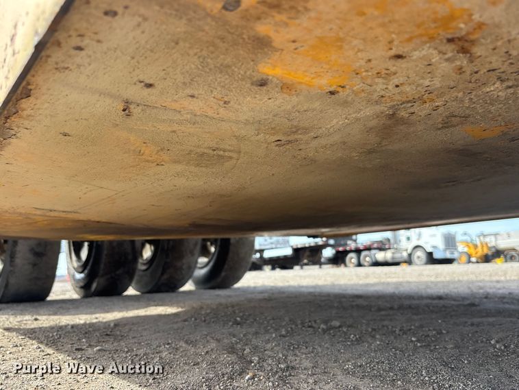 image for item EA4564 1985 Ingram 9-2800-P pneumatic roller