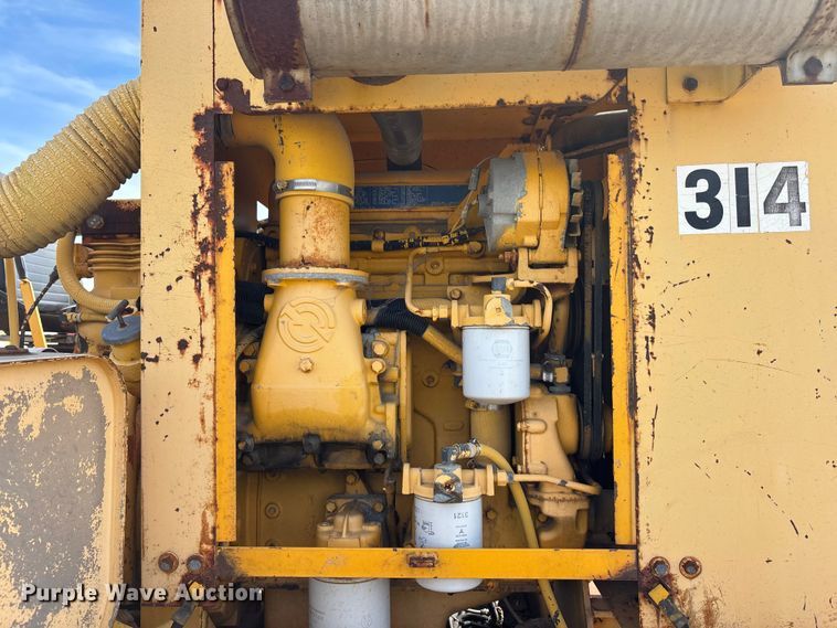 image for item EA4564 1985 Ingram 9-2800-P pneumatic roller