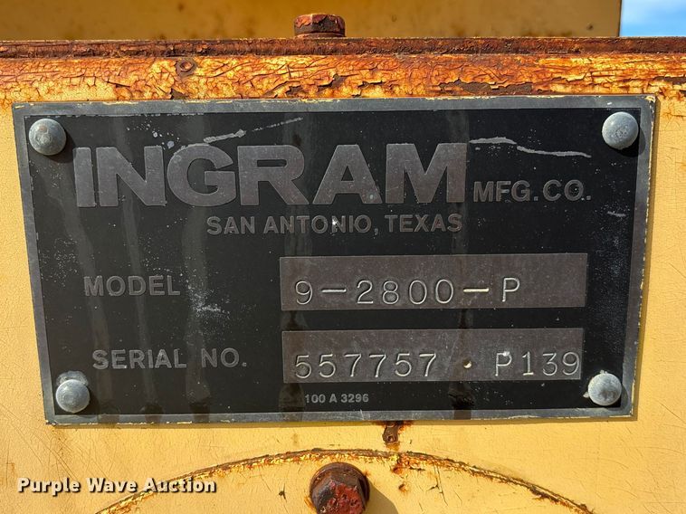 image for item EA4564 1985 Ingram 9-2800-P pneumatic roller