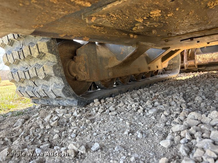 image for item EA4567 2015 Takeuchi TL12 tracked skid steer loader