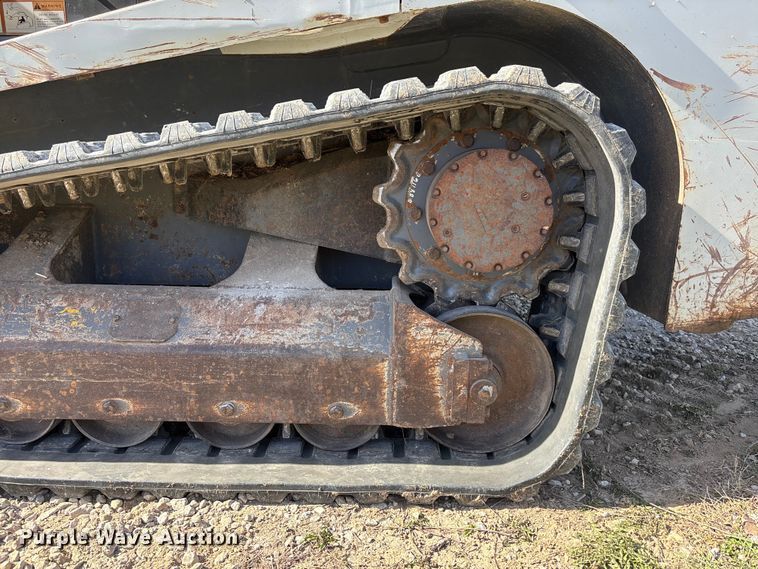 image for item EA4567 2015 Takeuchi TL12 tracked skid steer loader