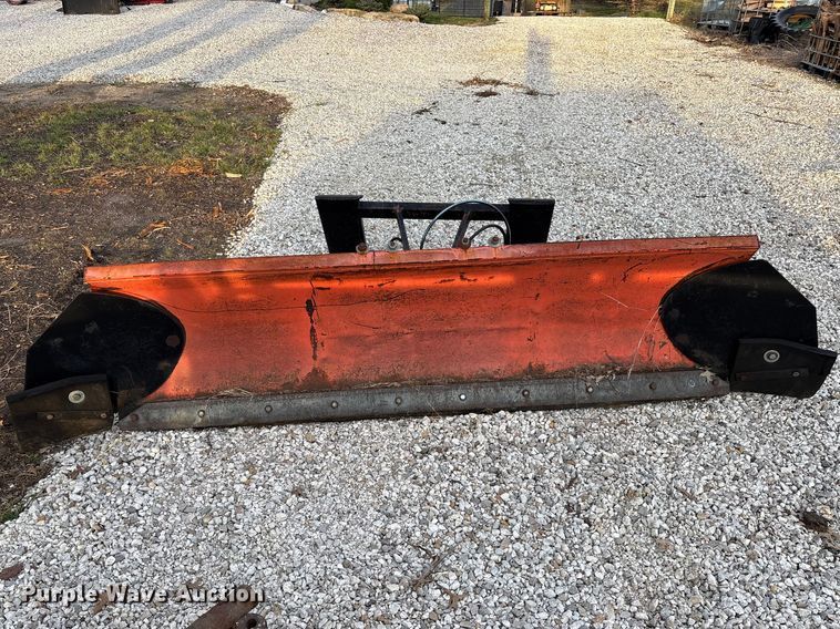 image for item EA4569 Skid steer snow plow