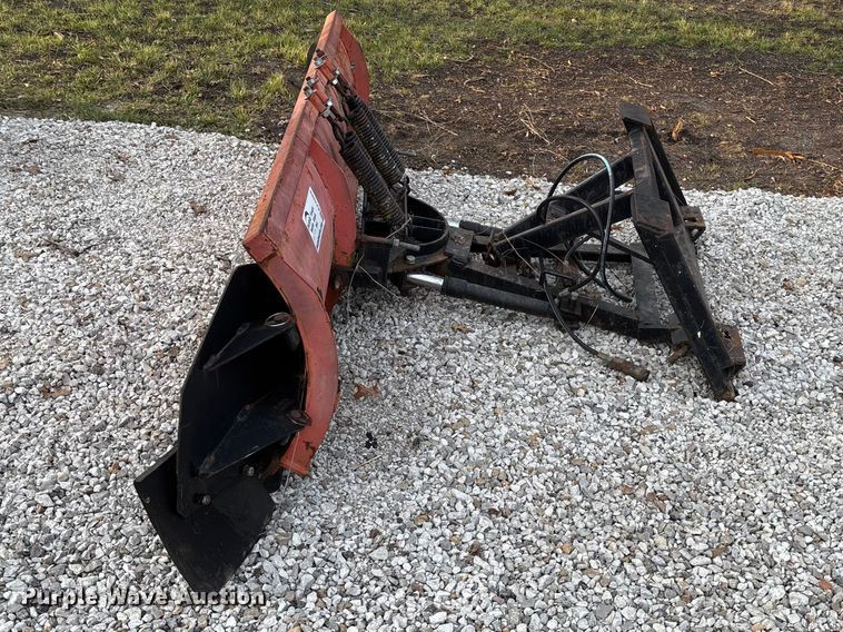 image for item EA4569 Skid steer snow plow