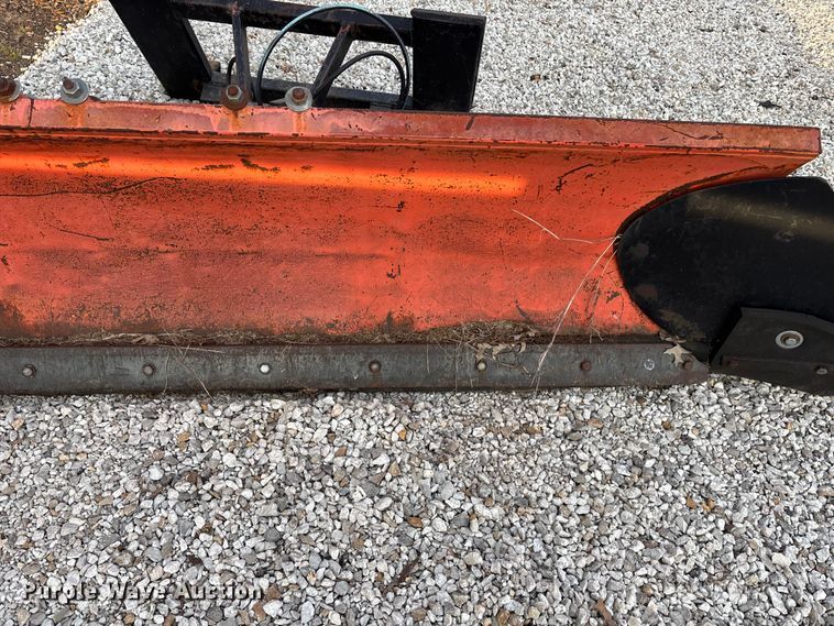 image for item EA4569 Skid steer snow plow