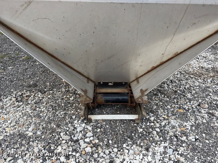 image for item EA4572 (2) spreaders