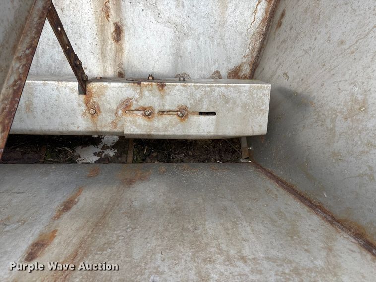 image for item EA4572 (2) spreaders