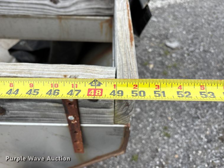 image for item EA4572 (2) spreaders