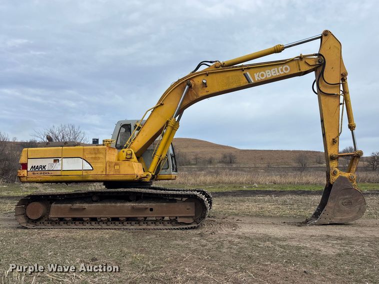 image for item EA4578 1998 Kobelco SK200LC Mark IV excavator
