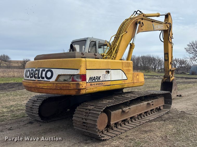 image for item EA4578 1998 Kobelco SK200LC Mark IV excavator