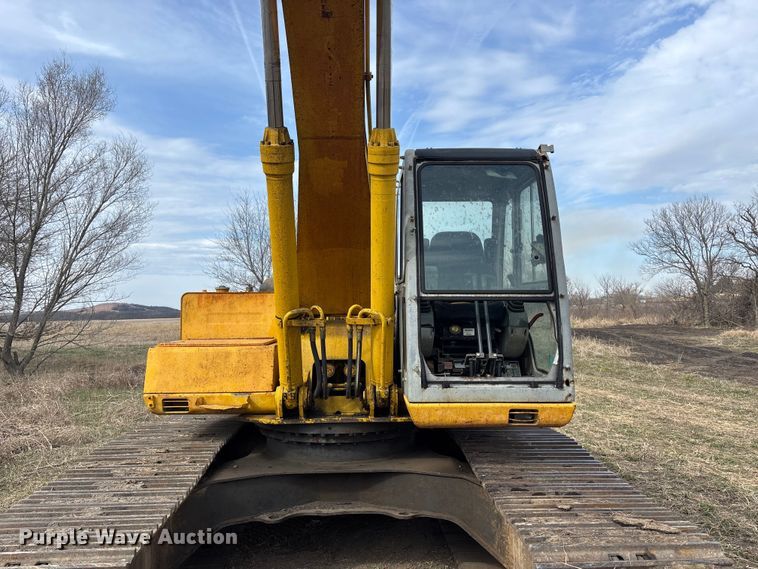 image for item EA4578 1998 Kobelco SK200LC Mark IV excavator