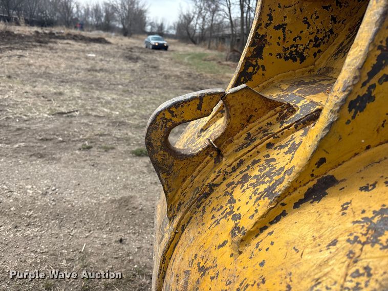 image for item EA4578 1998 Kobelco SK200LC Mark IV excavator