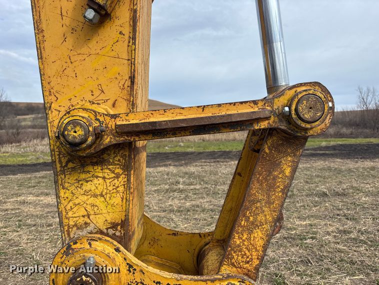 image for item EA4578 1998 Kobelco SK200LC Mark IV excavator