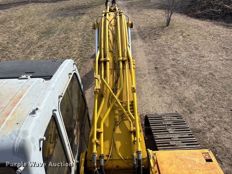 image for item EA4578 1998 Kobelco SK200LC Mark IV excavator