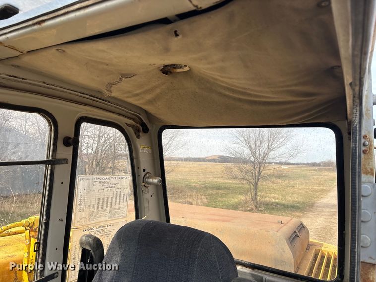 image for item EA4578 1998 Kobelco SK200LC Mark IV excavator