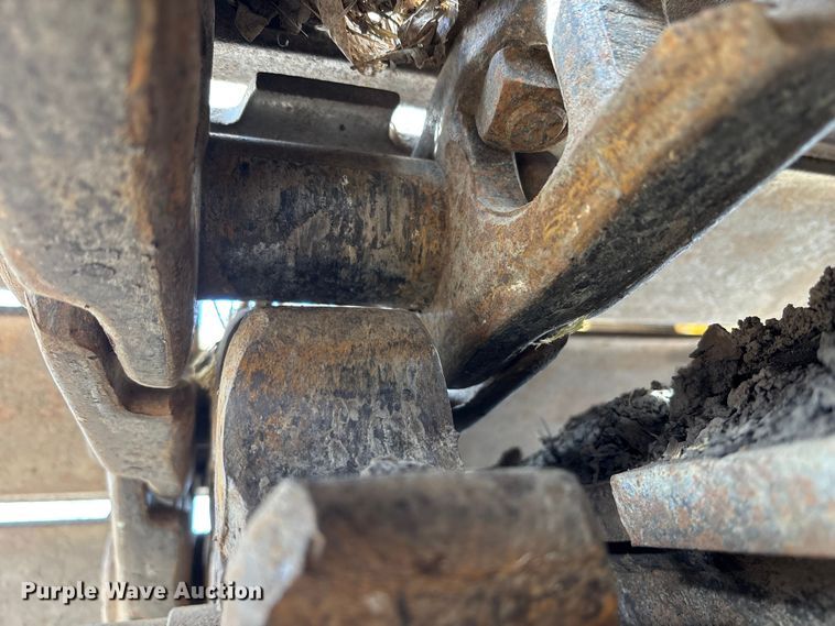 image for item EA4578 1998 Kobelco SK200LC Mark IV excavator