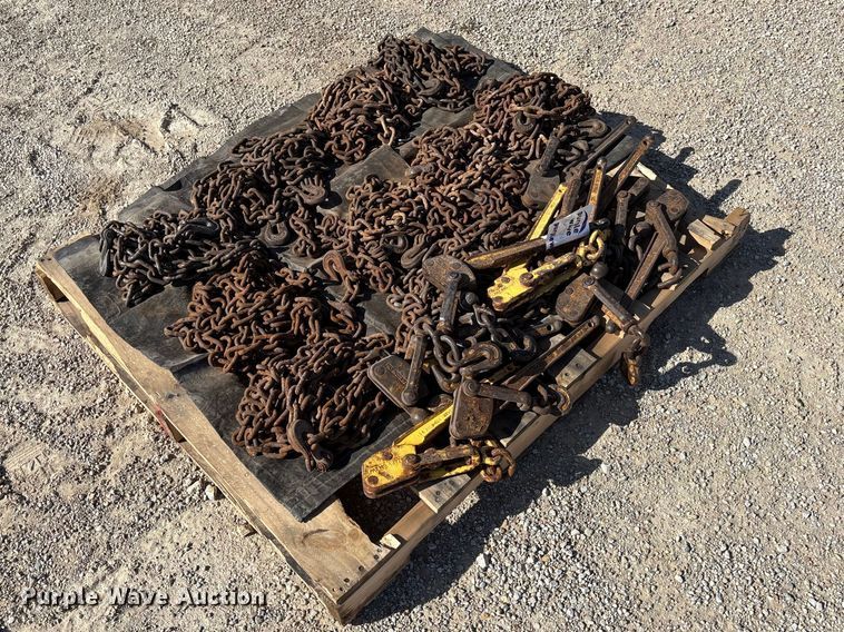 image for item EA4667 (10) chains and chain binders