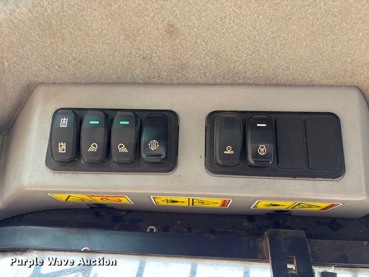 image for item EA7213 2020 Caterpillar 299D3 XE forestry tracked skid steer loader