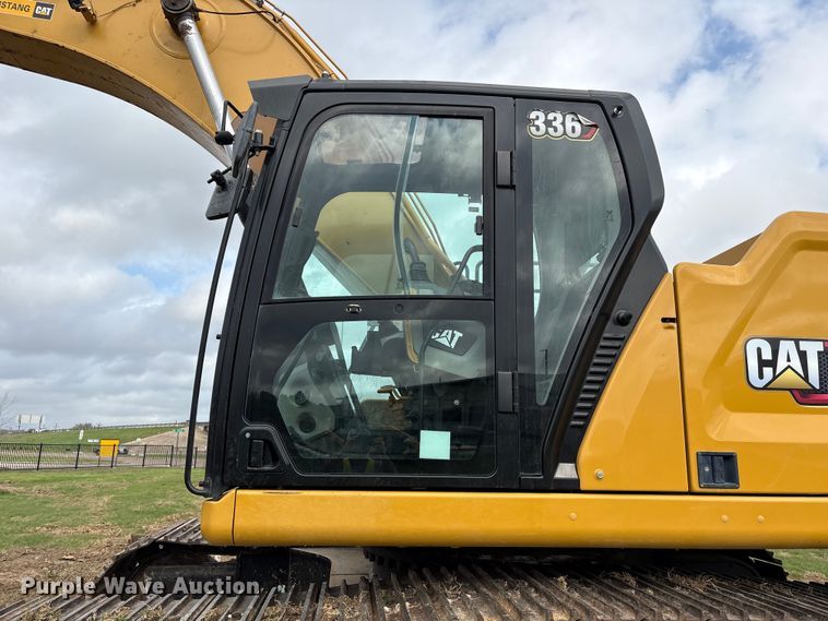 image for item EA7214 2021 Caterpillar 336 excavator