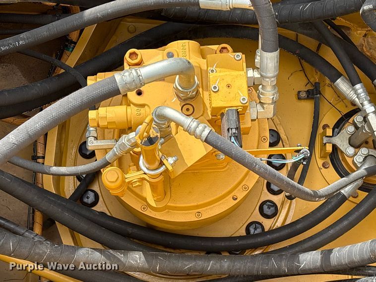 image for item EA7214 2021 Caterpillar 336 excavator