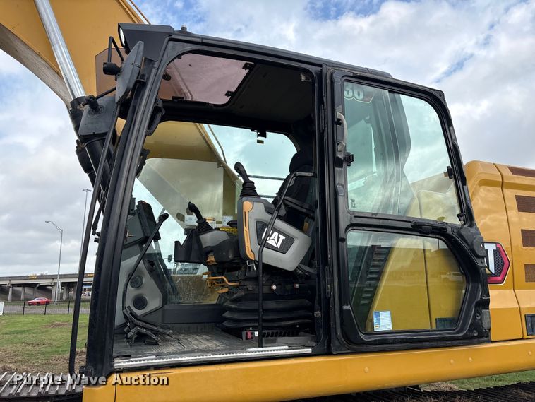 image for item EA7214 2021 Caterpillar 336 excavator