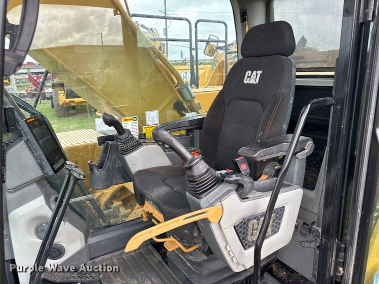 image for item EA7214 2021 Caterpillar 336 excavator