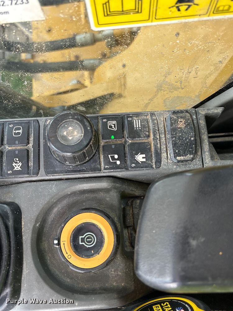 image for item EA7214 2021 Caterpillar 336 excavator