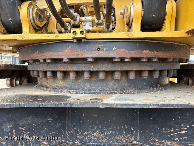 image for item EA7214 2021 Caterpillar 336 excavator
