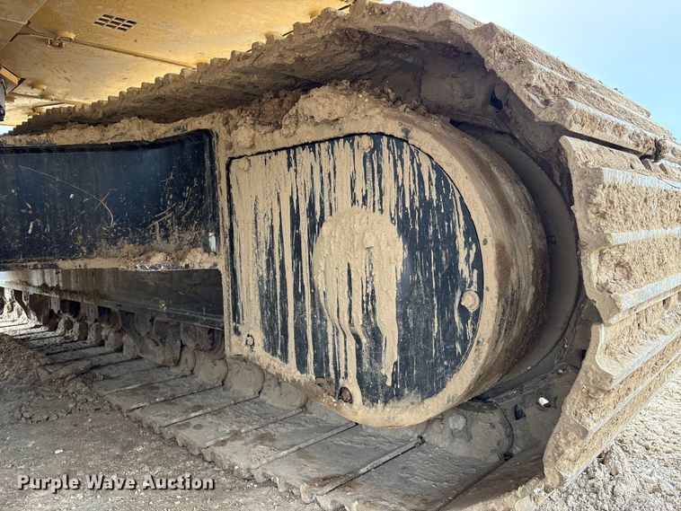 image for item EA7214 2021 Caterpillar 336 excavator