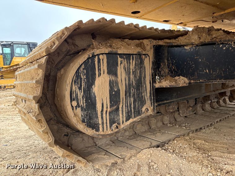 image for item EA7214 2021 Caterpillar 336 excavator