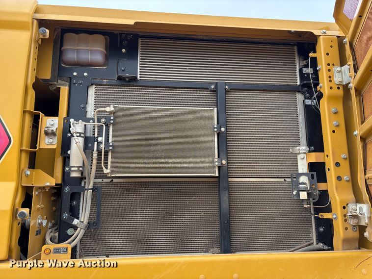 image for item EA7214 2021 Caterpillar 336 excavator