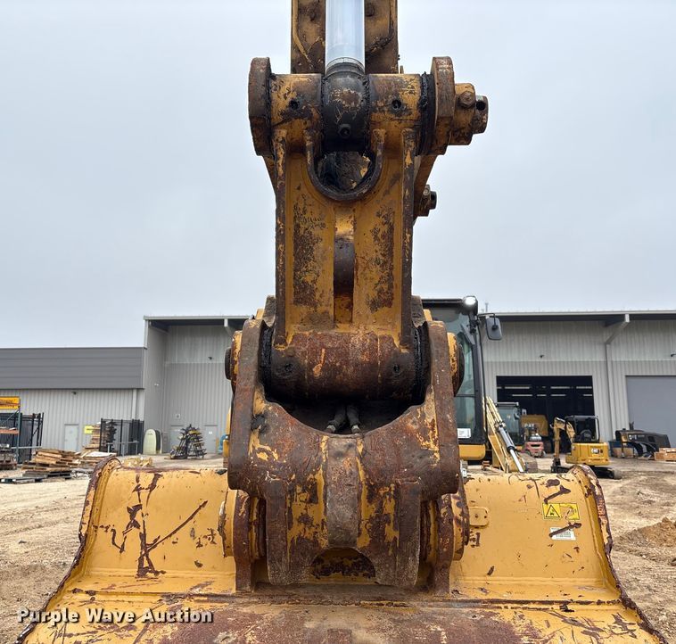 image for item EA7214 2021 Caterpillar 336 excavator