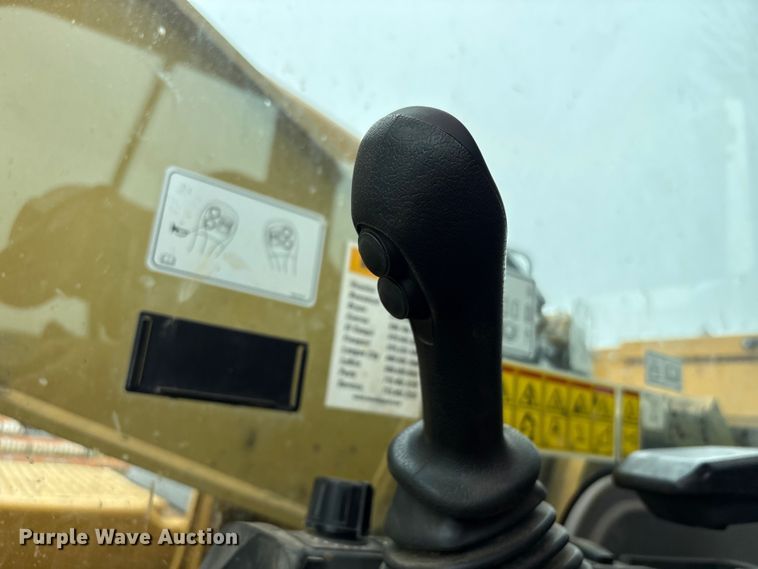 image for item EA7214 2021 Caterpillar 336 excavator