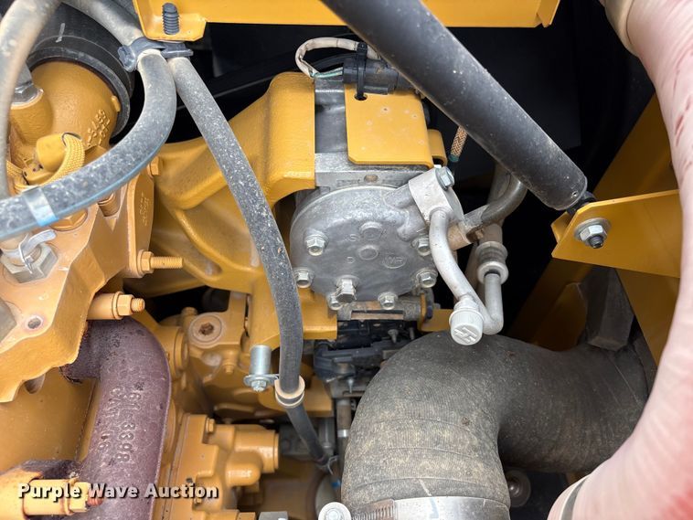 image for item EA7214 2021 Caterpillar 336 excavator