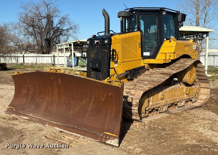 image for item EA7217 2020 Caterpillar D6 LGP dozer