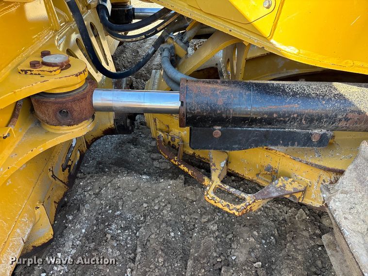 image for item EA7217 2020 Caterpillar D6 LGP dozer