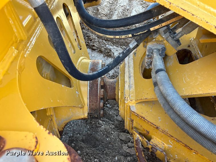 image for item EA7217 2020 Caterpillar D6 LGP dozer