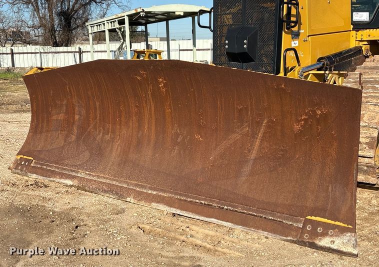 image for item EA7217 2020 Caterpillar D6 LGP dozer