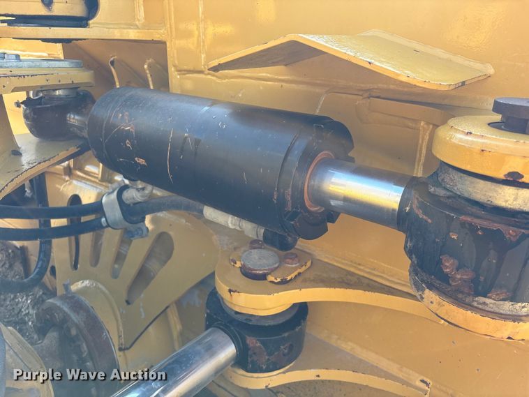 image for item EA7217 2020 Caterpillar D6 LGP dozer