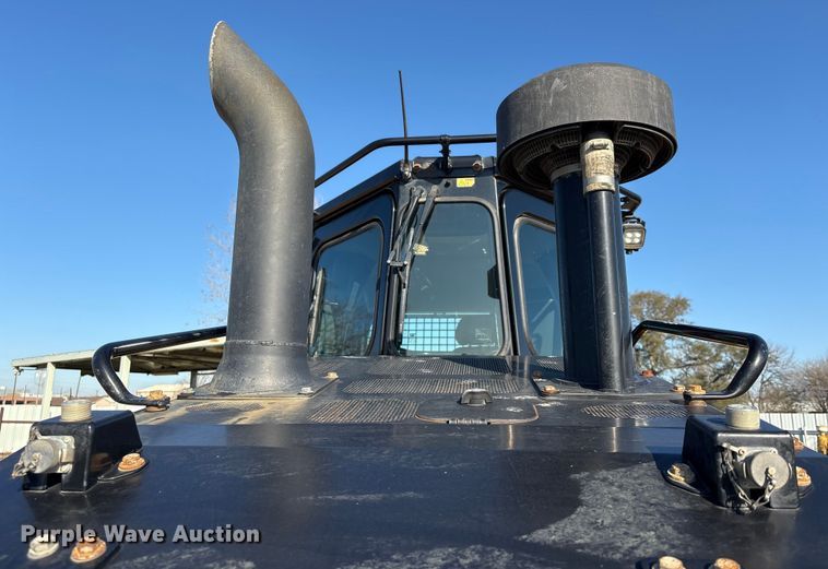 image for item EA7217 2020 Caterpillar D6 LGP dozer