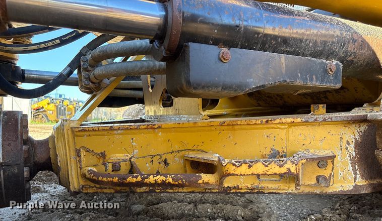 image for item EA7217 2020 Caterpillar D6 LGP dozer