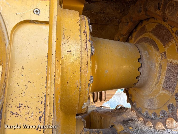 image for item EA7217 2020 Caterpillar D6 LGP dozer